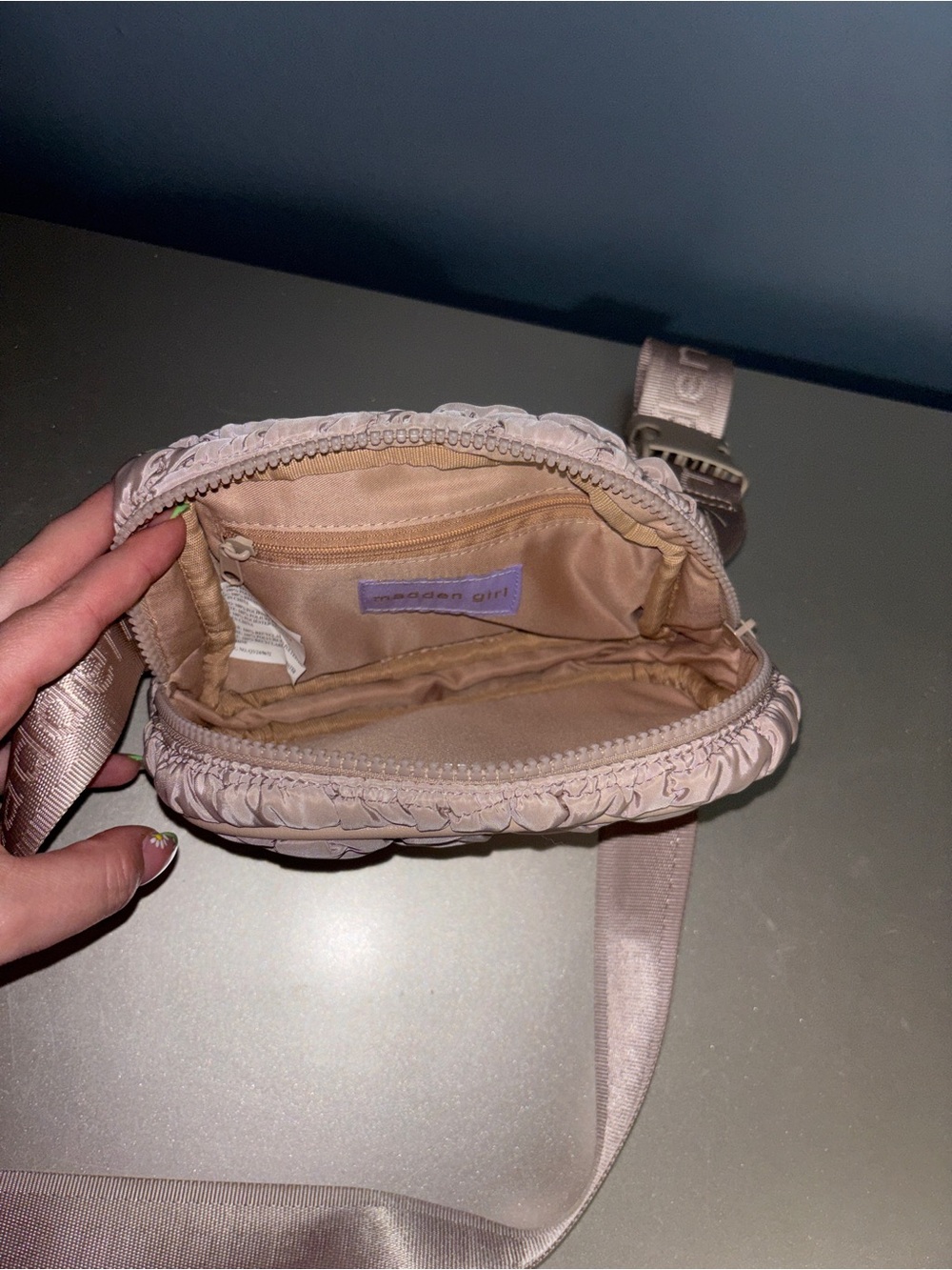 madden girl Puckered Fanny Pack - Picture 4 of 4